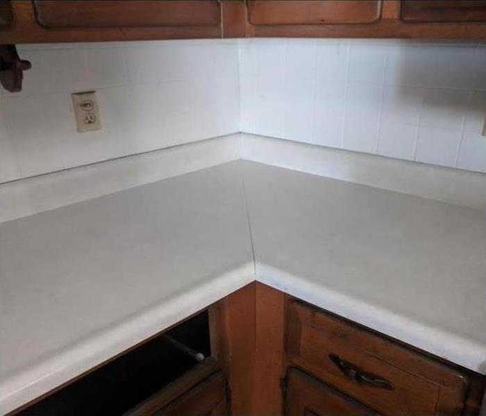 Kitchen counters completely clean